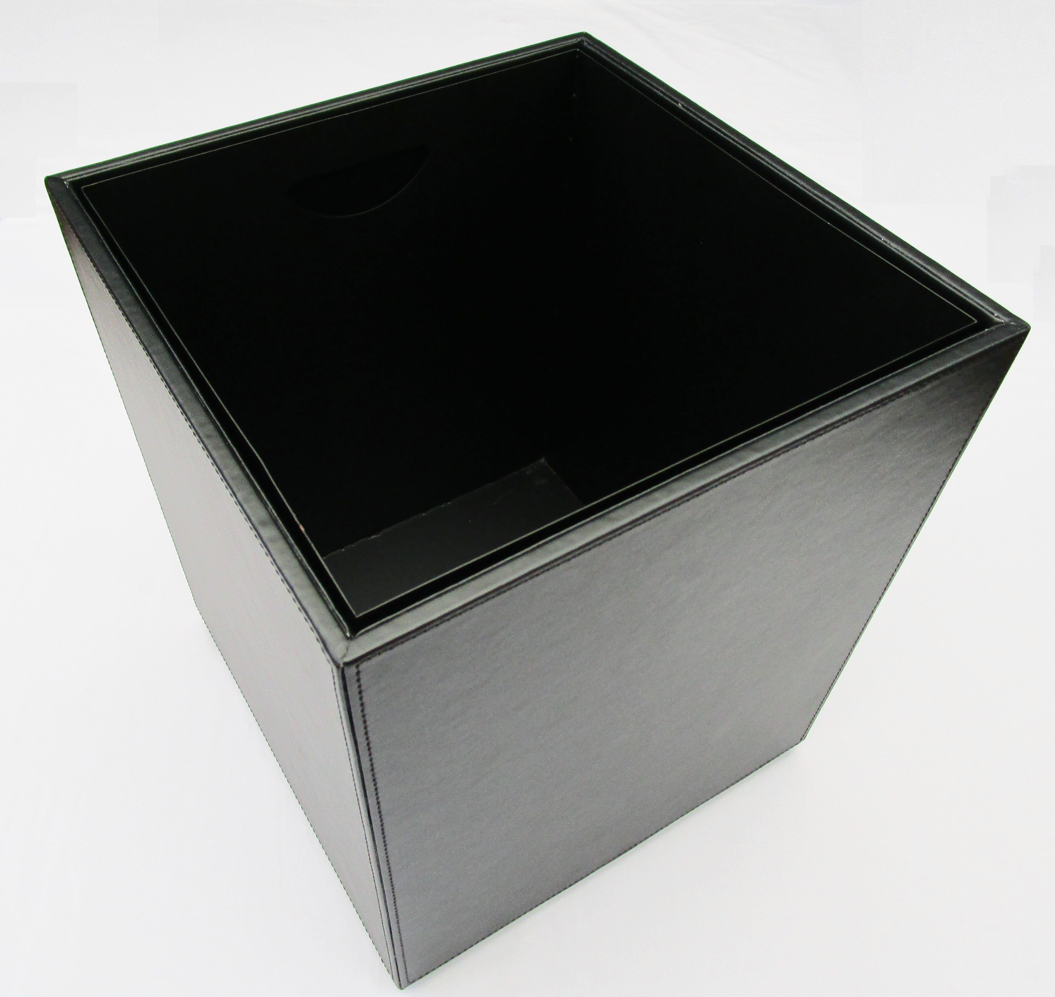 Wastebin with Inlay